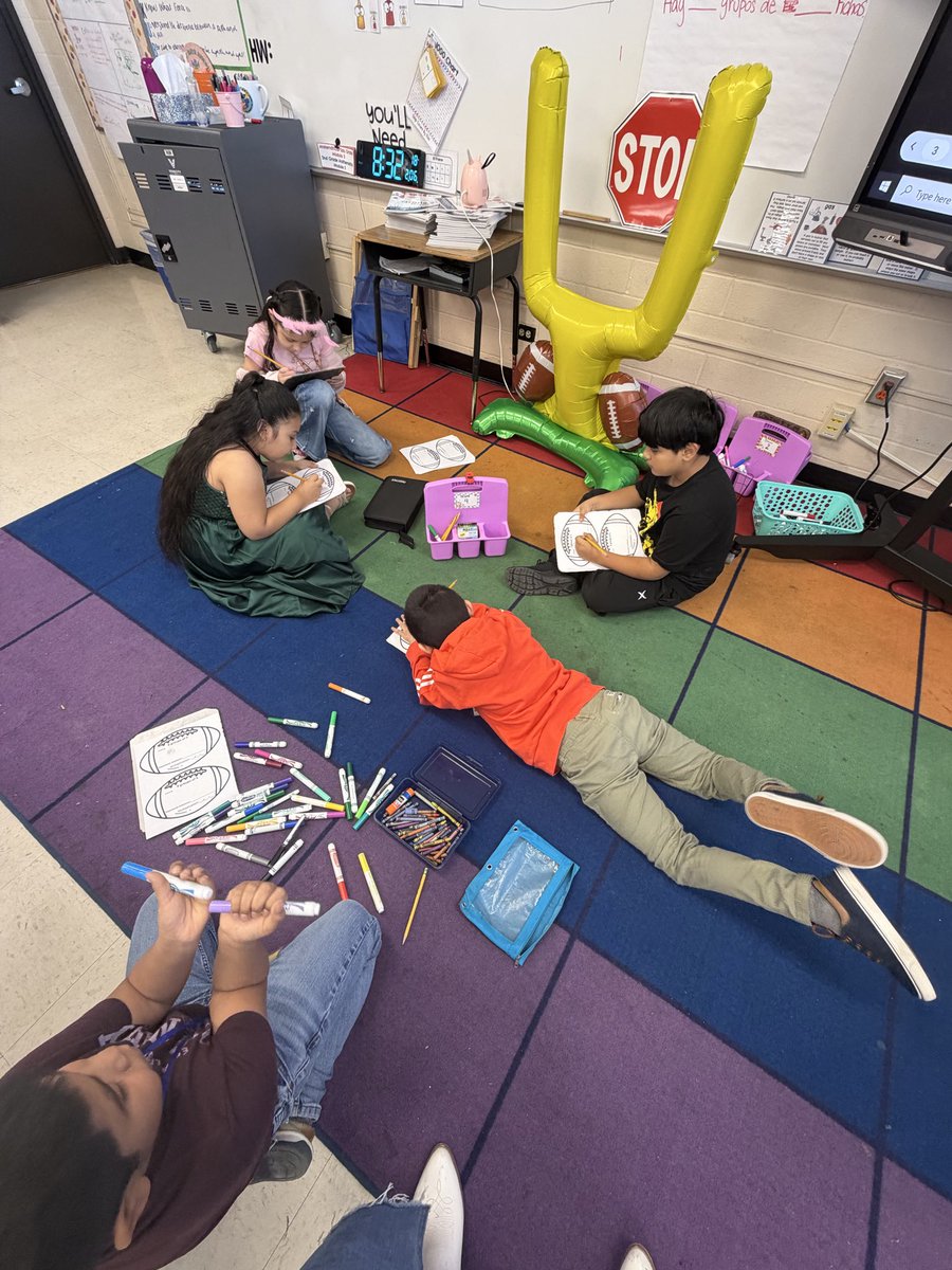 Ms.Dominguez💜 tweet media