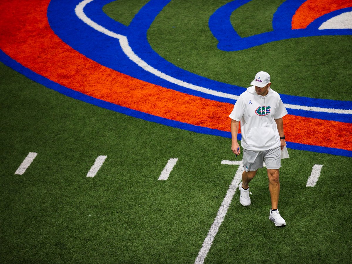 GatorsFB's tweet photo. 🐊 https://t.co/RL2T4pE9GO