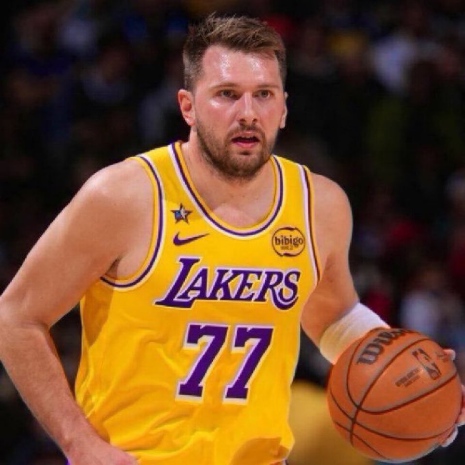 🚨 There is initial optimism that Luka Doncic has NOT suffered a major injury, per @McTen

Our prayers were answered 🙌