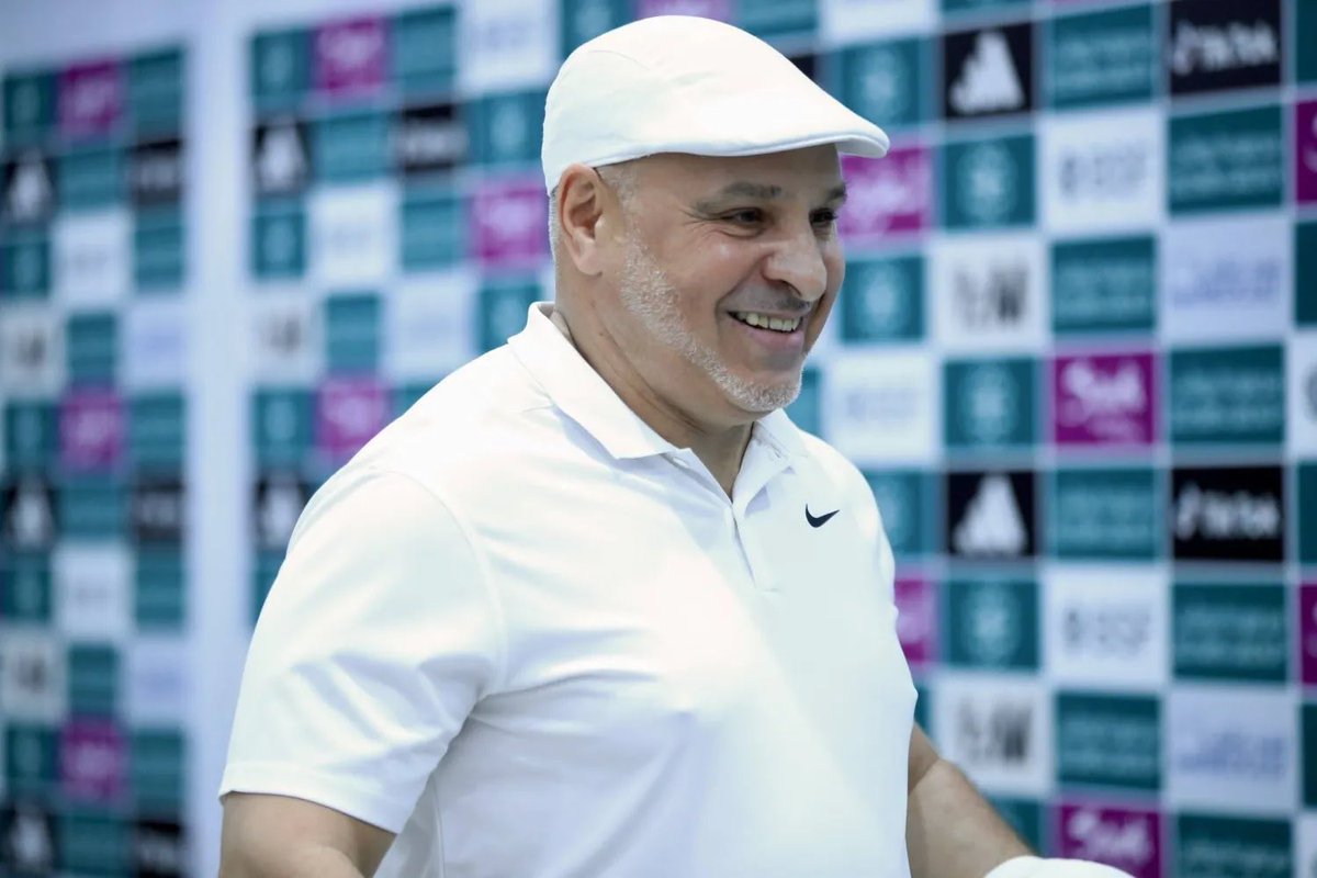 Itti_ff's tweet image. بما انها خربانه خلاص ، نجيبه لنهاية الموسم ممكن يفلح معنا بدل السئ كونسيساو