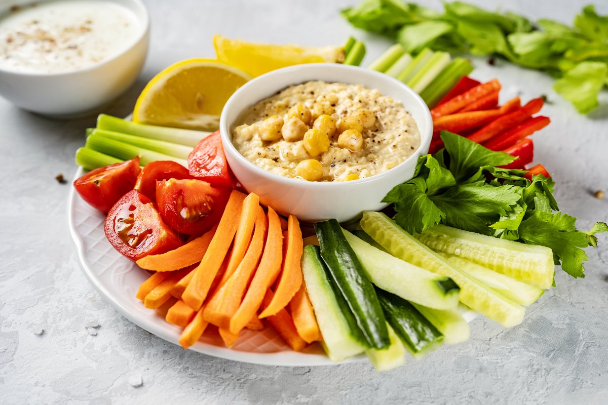 USDA_ARS's tweet photo. Itโs Super Bowl Sunday! ๐
As you grab snacks throughout the game, opt for healthier foods like veggies and hummus and raw nut mixes. Check out Mindful Eating in Healthy Tip 35: https://t.co/jKos2d5mmc
#ARSAglab https://t.co/0RuNWoh9V1