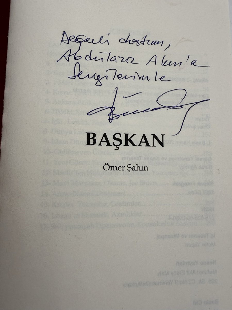 Türk siyasi hayatının duayen ismi, Bilge Başkanımız ve değerli Devlet büyüğümüz Sayın Bülent Arınç Beyefendi tarafından kabul edilmekten büyük bir onur duydum. 🇹🇷

“Başkan” adlı kitabını şahsıma özel imzalı olarak takdim etme inceliğinde bulunan Sayın Başkanımıza; nazik