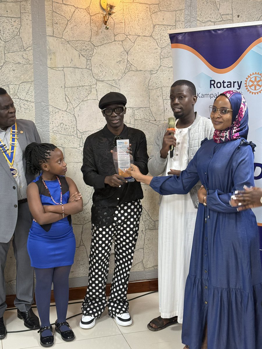 Douglas Lwanga tweet media