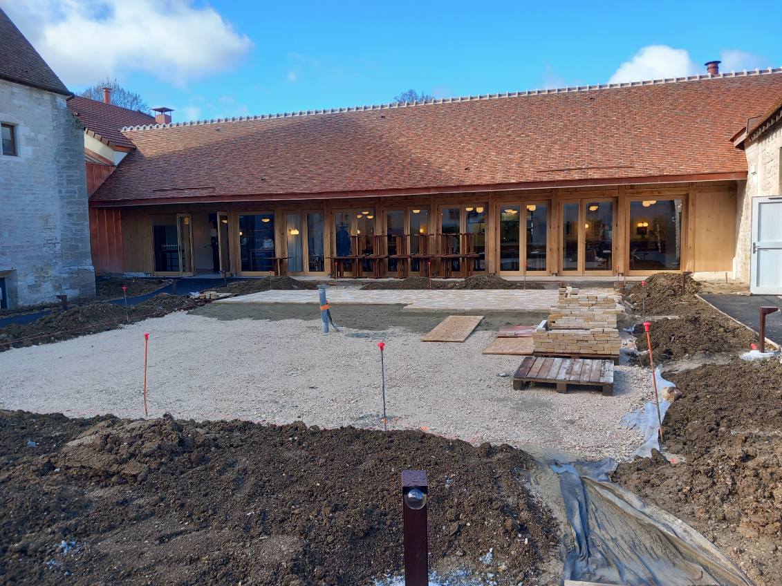 Image de Préfet Bourgogne-Franche-Comté Préfet Côte-d'Or - Inauguration du nouvel hôtel spa  "Les sources de Vougeot" à Gilly les Citeaux.   Benoît Byrski, sou