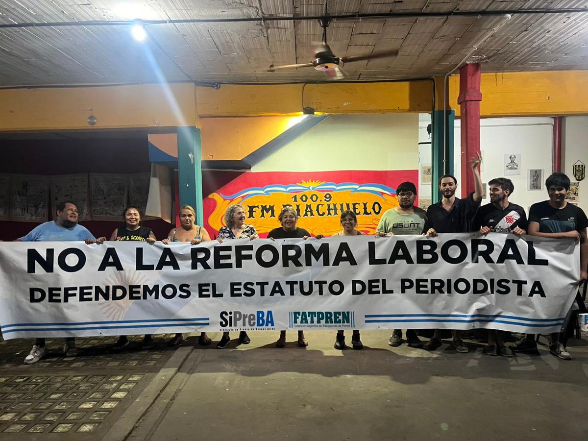 sipreba's tweet photo. 🗯️ASAMBLEAS EN DEFENSA DEL ESTATUTO

👉🏼 Seguimos con las acciones gremiales en América TV, A24, Télam, TV Pública y FM Riachuelo para enfrentar la #ReformaLaboral y defender el #EstatutodelPeriodista.

💪🏼 ¡El miércoles 12 movilizamos por nuestros derechos! https://t.co/3VC1G5pmFh