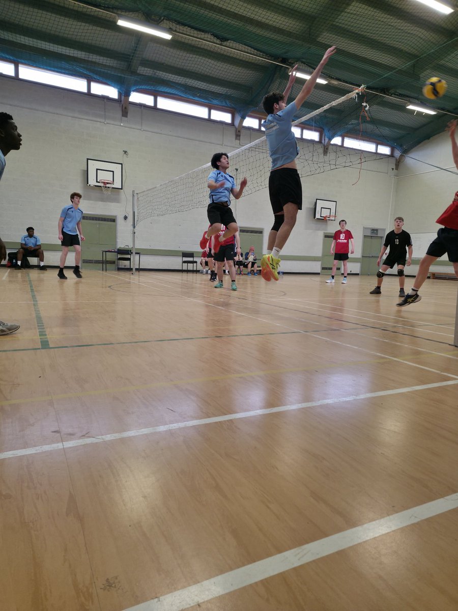 MrMoIHSPE's tweet photo. The IHS hosted a Senior boys Scottish Cup Volleyball game yesterday, after an SOS went out to find a venue when the @StromnessAcad ferry to Aberdeen was cancelled due to weather. IHS was more than happy to step in and host the match v @ClevedenSec42 . Cleveden won 2-0 https://t.co/mSSXiOZkPq