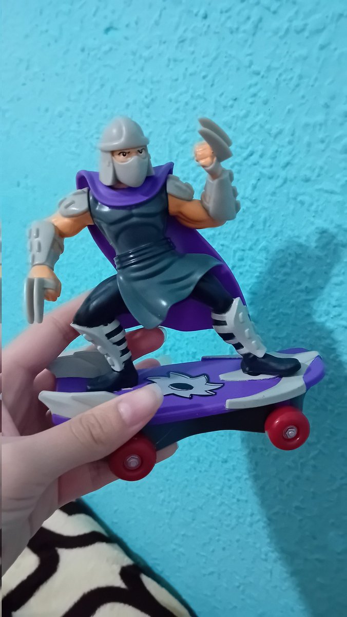 My father bought this..... FOR MY BROTHER (He hate me, now I know)