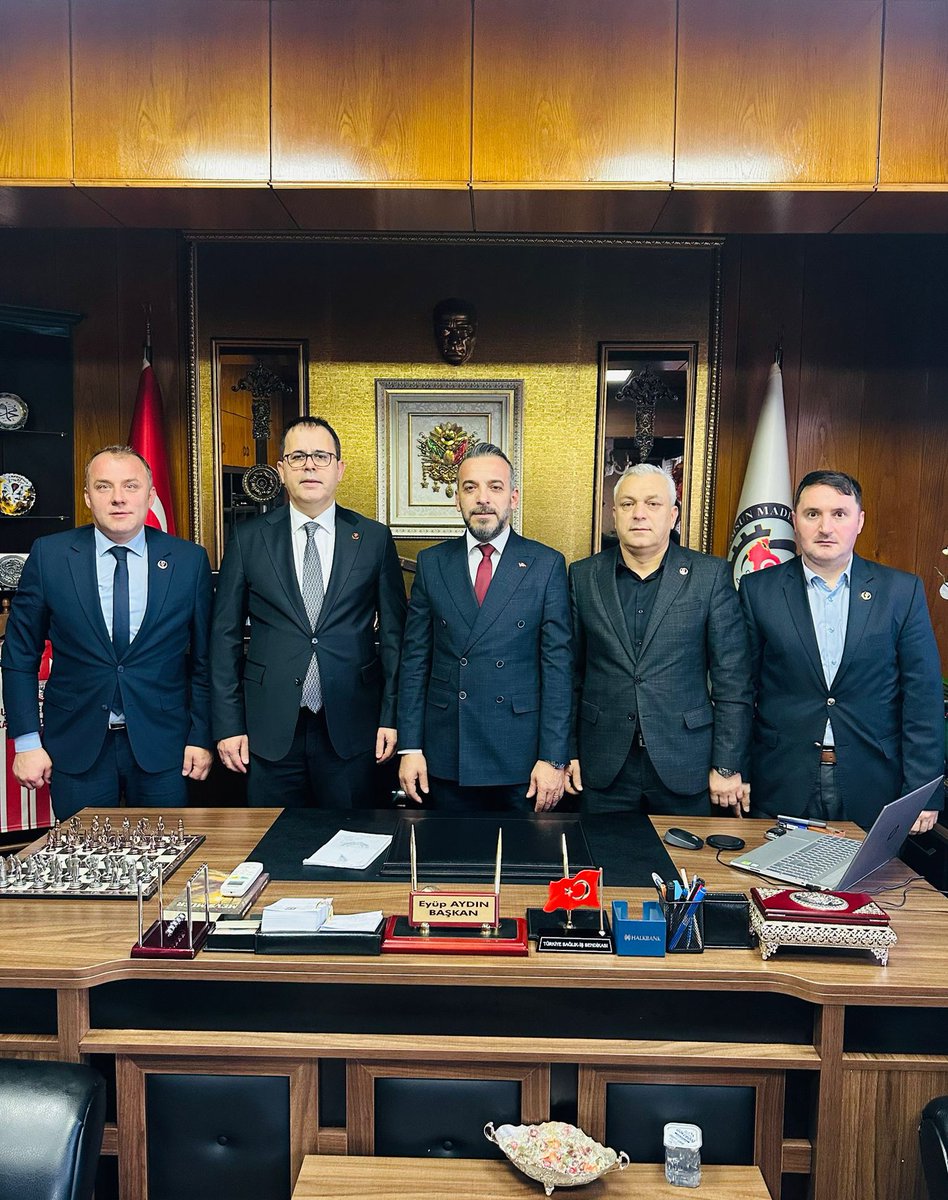 İl Başkanımız Sn. Bahadır Şahin ve İl Yönetim Kurulu Üyelerimiz, Samsun Madeni Sanatkârlar Odası Başkanı Sn. Eyüp Aydın’ı ziyaret ederek çalışmalar hakkında istişarelerde bulundu, kendisine görevinde başarılar diledi.
<a href="/sahin55Bbp/">Bahadır ŞAHİN</a>