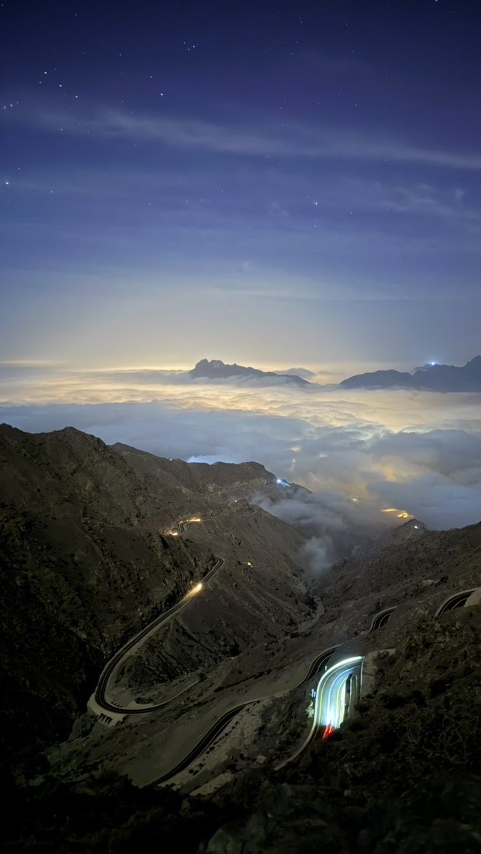 A (@a_5vd) on Twitter photo 