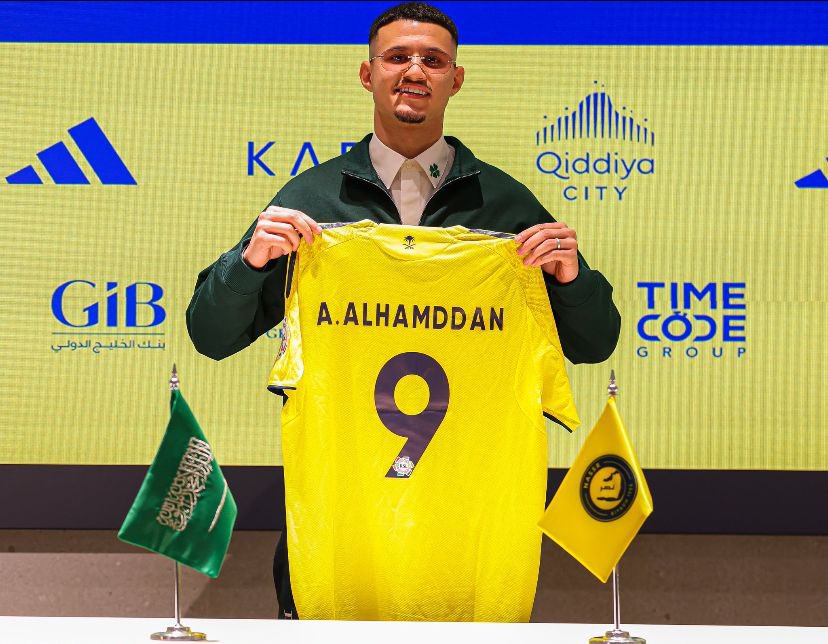 رسميًا - مؤكد : 

#النصر تحصل على كافة الموافقات الرسمية و تسجيل عبدالله الحمدان نظامي ١٠٠٪ ..