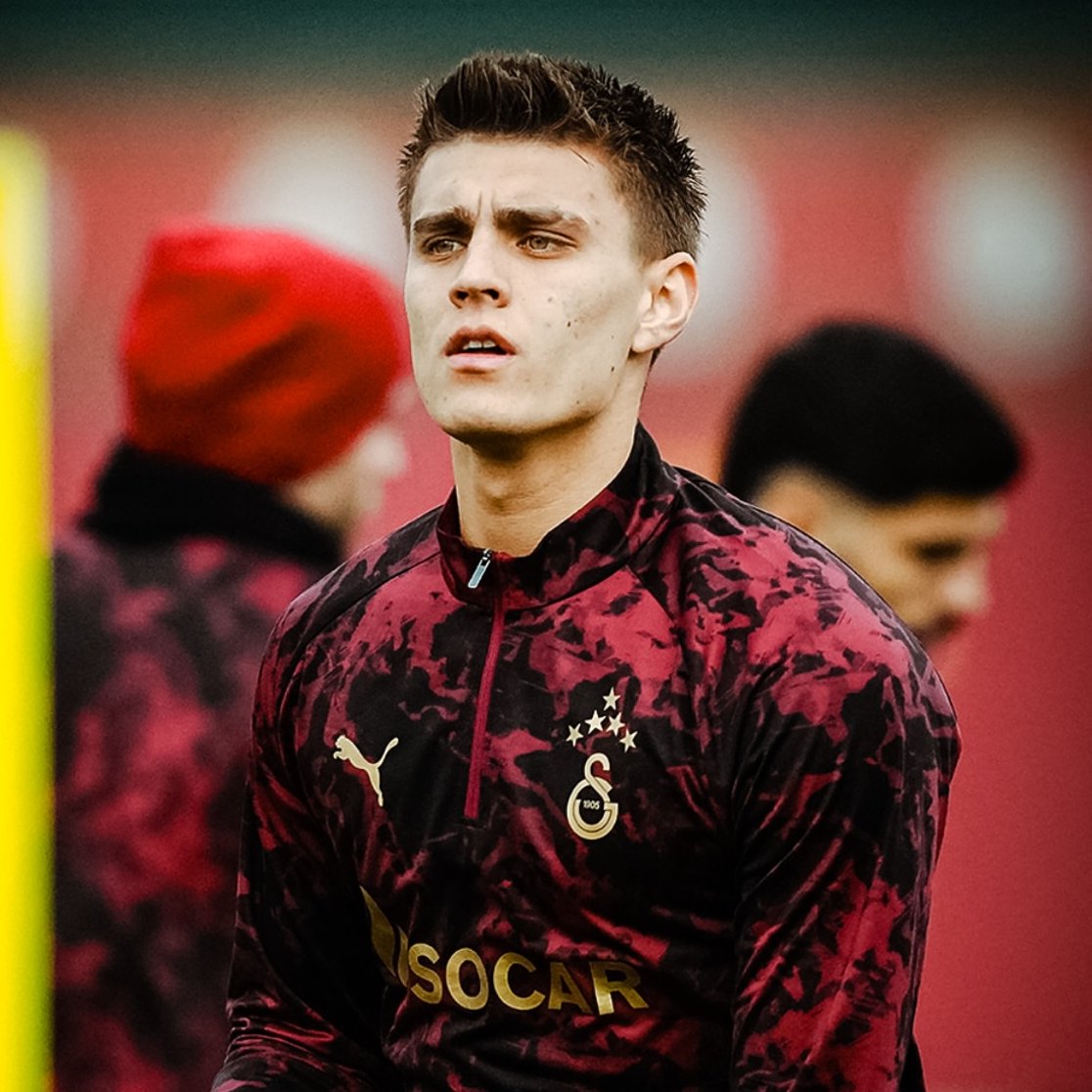 Kiralanması doğru bir karar 3 solbek kadroda  olmamalı oynaması gerekiyor kaç maç kaldi ki zatan Avrupada yok yedekte bekleyeceğine oynasın hazır gelsin doğru bir iş yapılmış