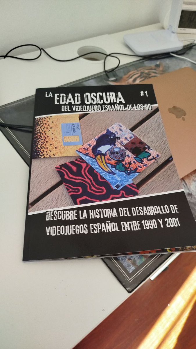 Mañana estamos invitados a <a href="/fallodesistema/">Fallo de sistema</a>, en Radio3, para hablar de la Edad de Oro del soft español y de La Edad Oscura del videojuego español de los 90.

Seguro que encontramos luces y sombras con Santi, Jaume Esteve, Manuel Martin-Vivaldi y Javier Sancho.

¡No os lo perdáis!