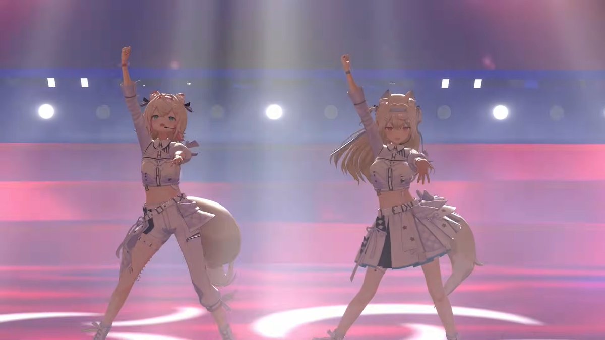 Absol1990's tweet image. Listening to DEMON'S RESiDENCE while walking gives you so much energy! The song and choreography put together makes the entire performance mind-blowing!  
FUWAMOCO sings and dances with so much confidence that it is impossible not to admire them! These girls are awesome!🩵🩷🐾