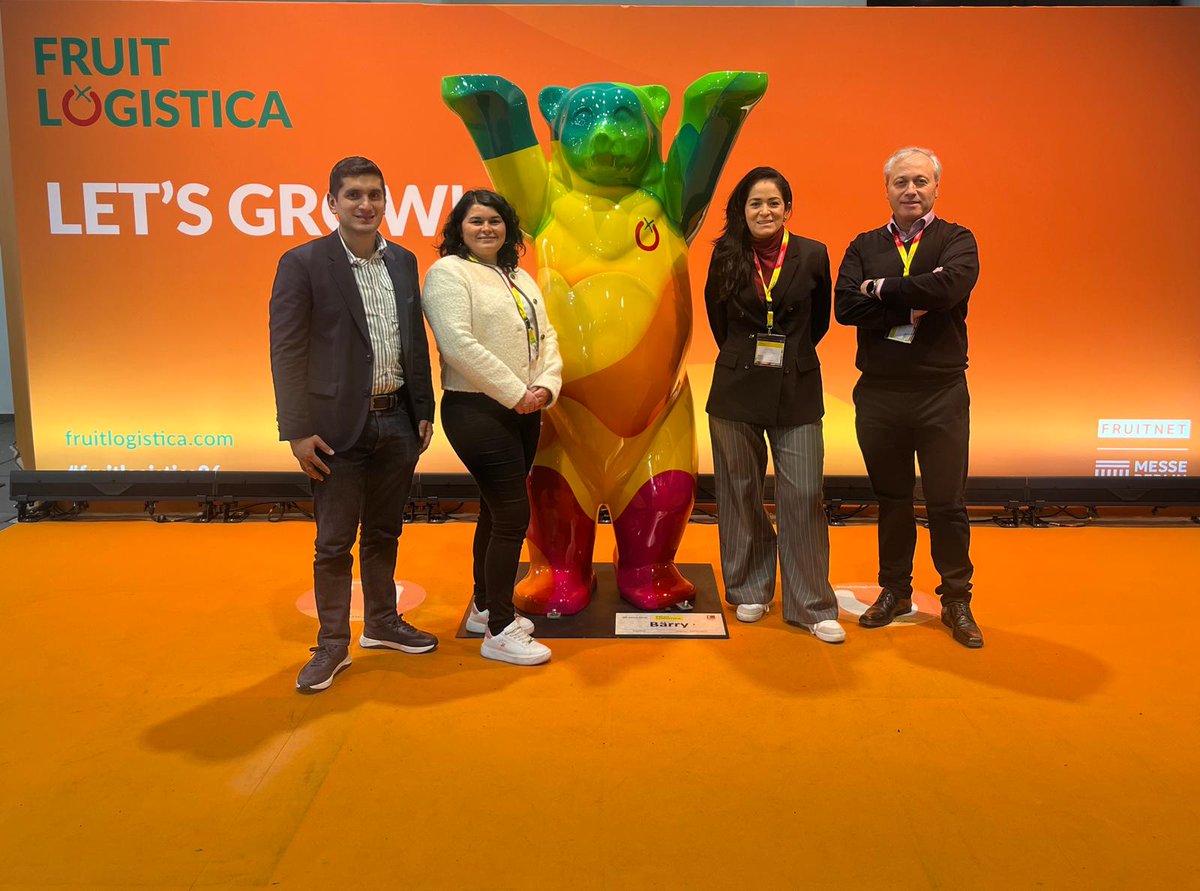 Ecuador fortalece sus exportaciones en Fruit Logística Berlín 2026 , en este espacio, las empresas ecuatorianas como Forthright Trade Solutions promocionan productos como pitahaya, banano, piña, frutas tradicionales y más