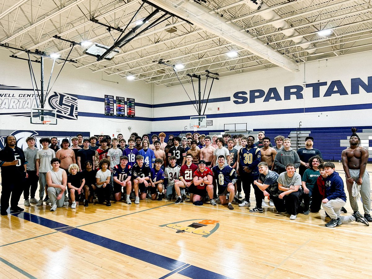 Francis Howell Central Football tweet media