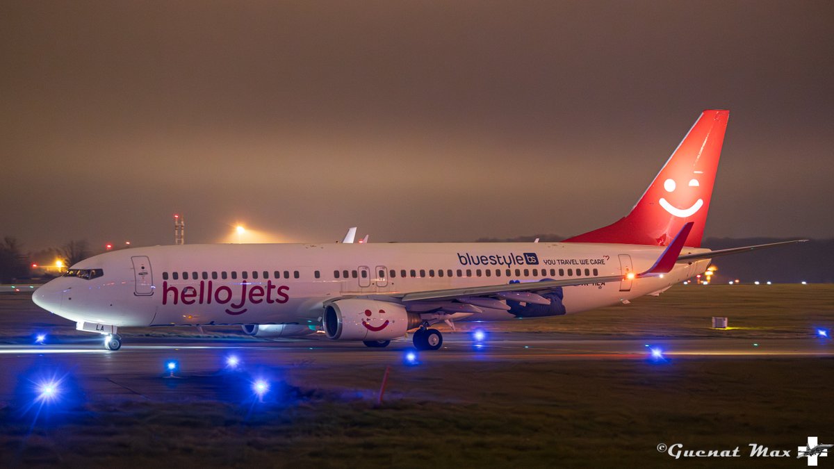 Guenat64's tweet photo. YR-HLA, Boeing B737-8HC(WL), Hellojets https://t.co/61L3TI6wjs