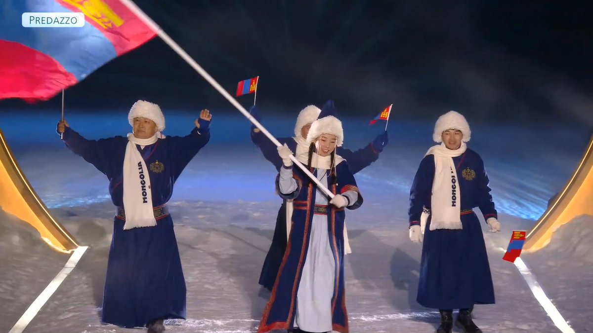 Olympics's tweet image. Those outfits! 🤩

Tradition, practicality and contemporary elegance are intertwined with Mongolian cashmere to create a truly iconic look 🌨️

#OpeningCeremony | #MilanoCortina2026