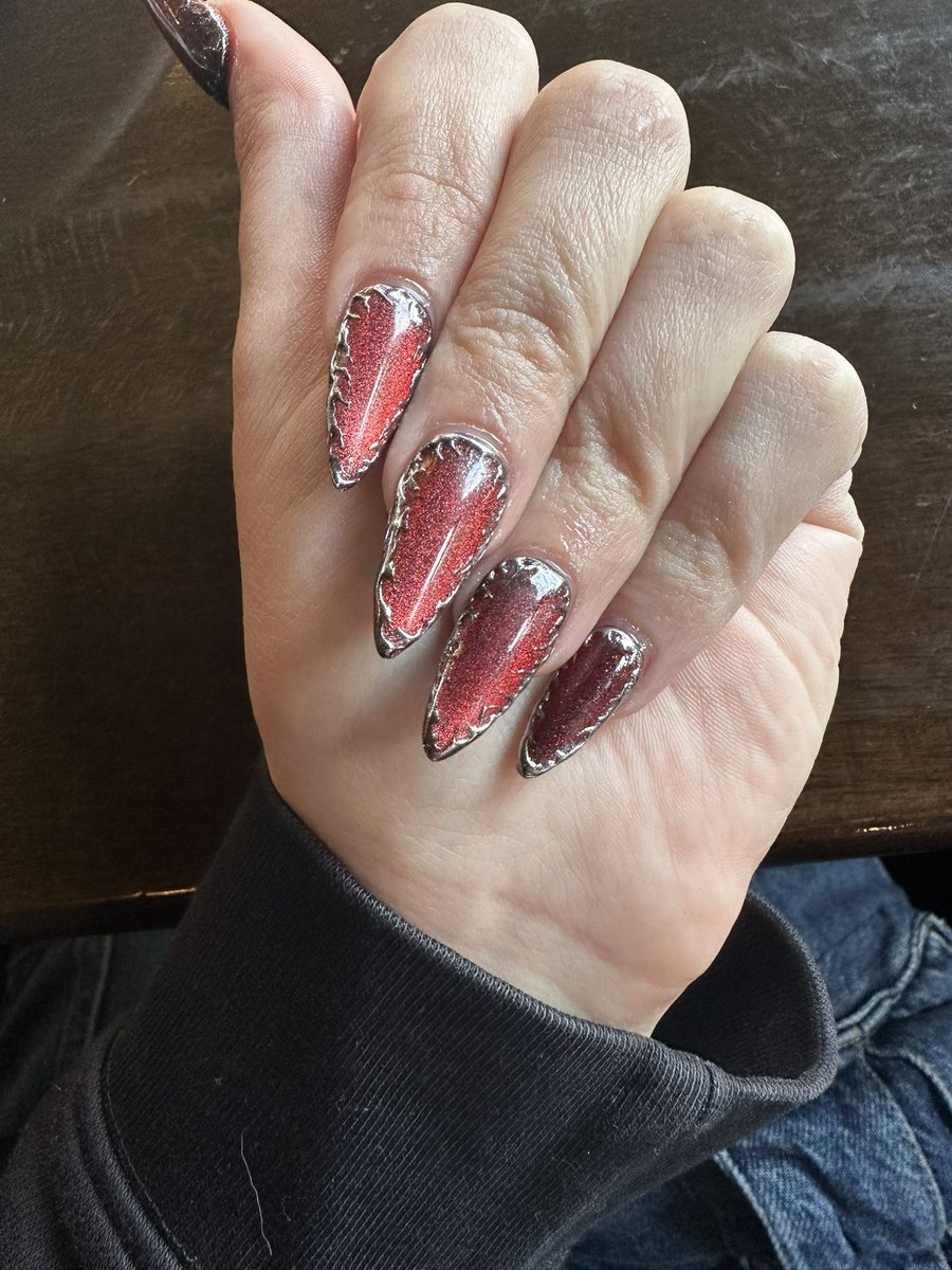 BitterBich🐦‍🔥 tweet media