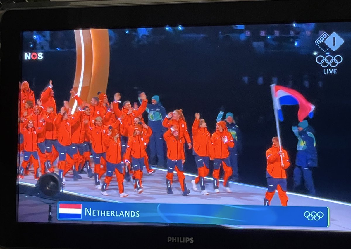 JAAAAAA MILAAN IS AAN!!! 🥺🔥❤️

#schaatsen #schaatsfan #speedskating #Olympics #OlympischeSpelen