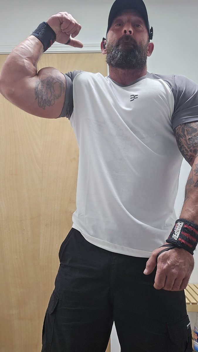 Majorrob101 tweet media