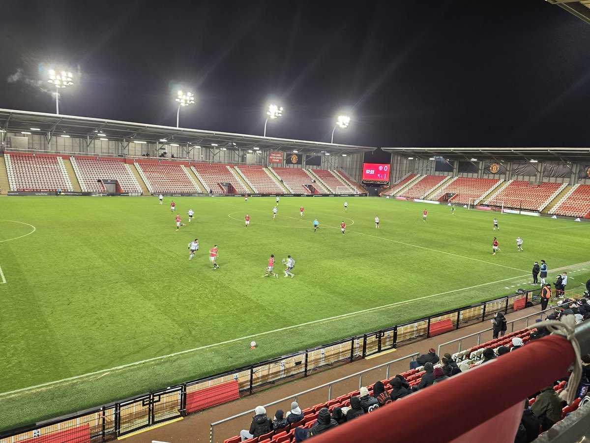 bennymufc's tweet photo. Manchester United 1-1 Derby County at FT:  Bradbury with United's goal 
#MUFC #MUAcademy #MUNDER #PremierLeague2 #ProgressWithUnityStadium #ManchesterUnited #ManUtd #Football #U21 #UnitedVsDerby #MU #LSV #PL2 🇾🇪🇾🇪🇾🇪 https://t.co/Z04s4s2GOg