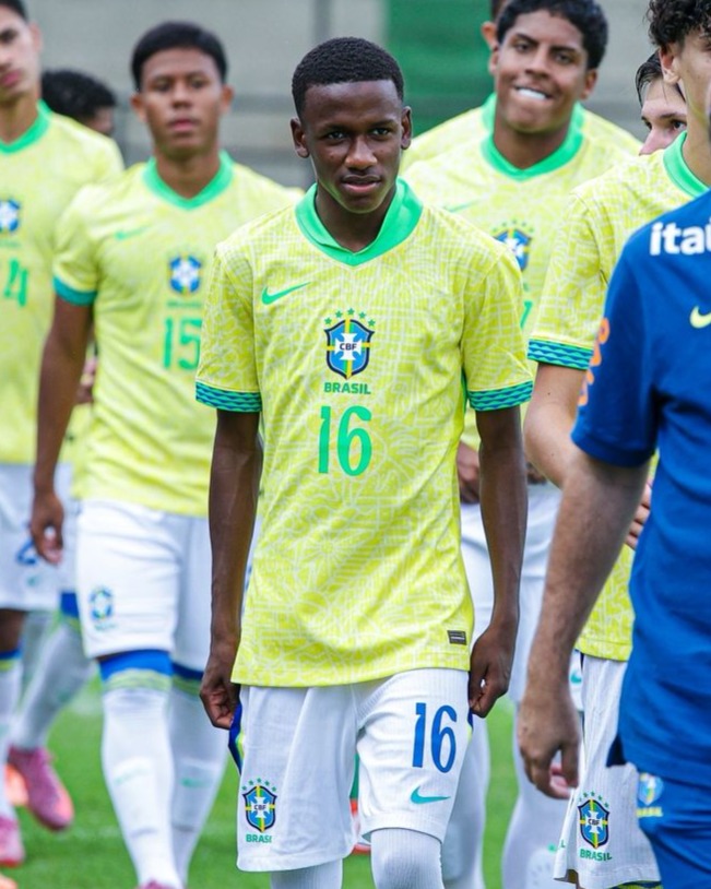 GaloNaBase's tweet image. Desta vez eles irão participar de dois amistosos contra a Colômbia, nos dias 24 e 27 de fevereiro, em Barranquilla.

Boa sorte, #Crias!🐔💪

📷: Richard Ramirez