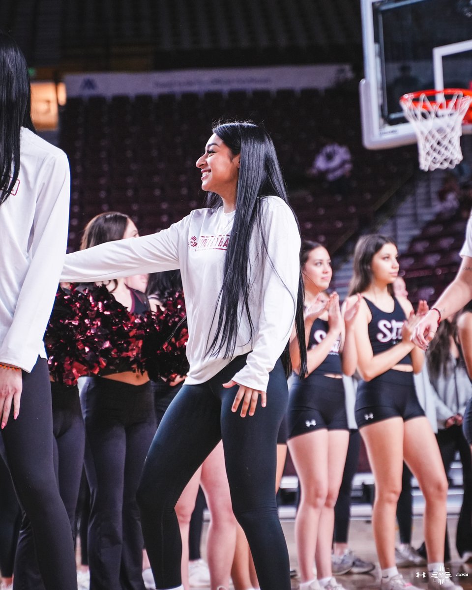 NM State Volleyball tweet media