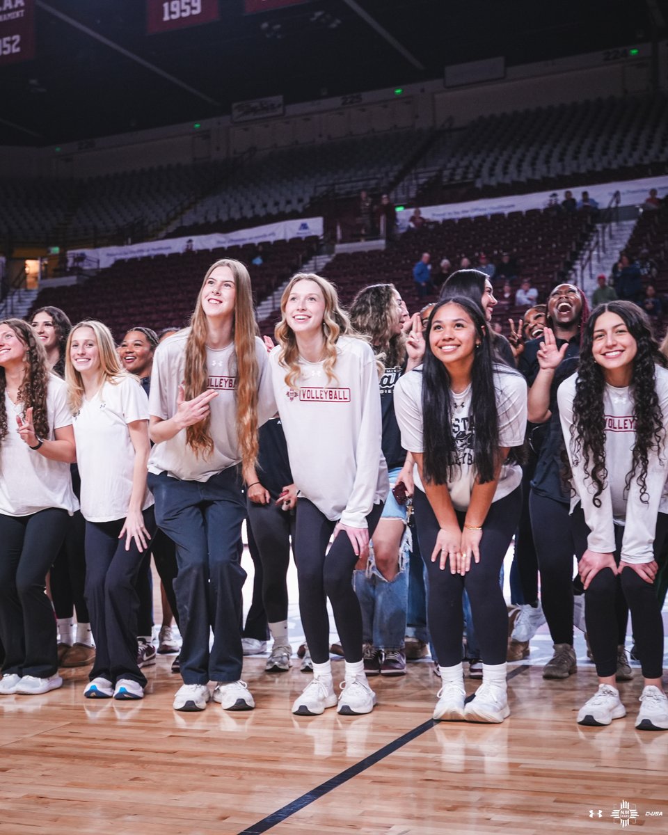 NM State Volleyball tweet media