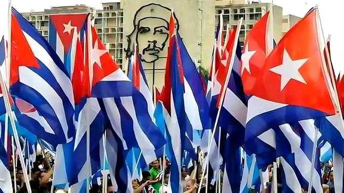 Con sus medidas el imperio quiere doblegarnos y la rendición no será la opción jamás  #CubaEstáFirme #CubaNoEstáSola #Cuba🇨🇺❤️❤️🇨🇺❤️.