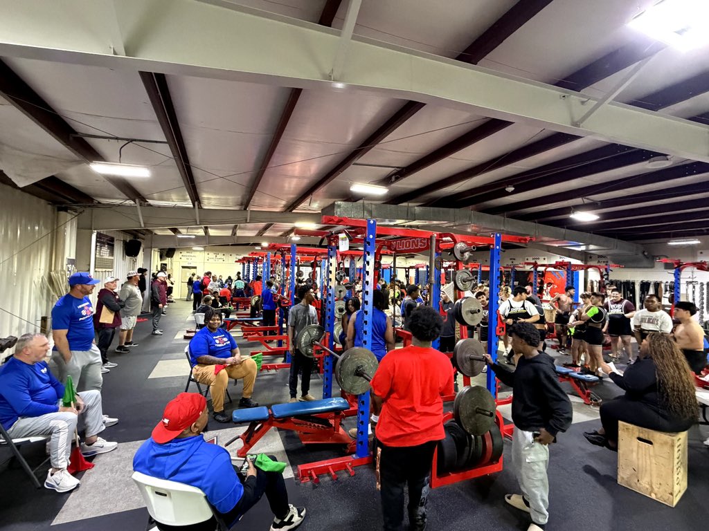 Henderson Lion Athletics tweet media