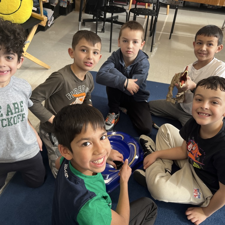 Coolidge School tweet media