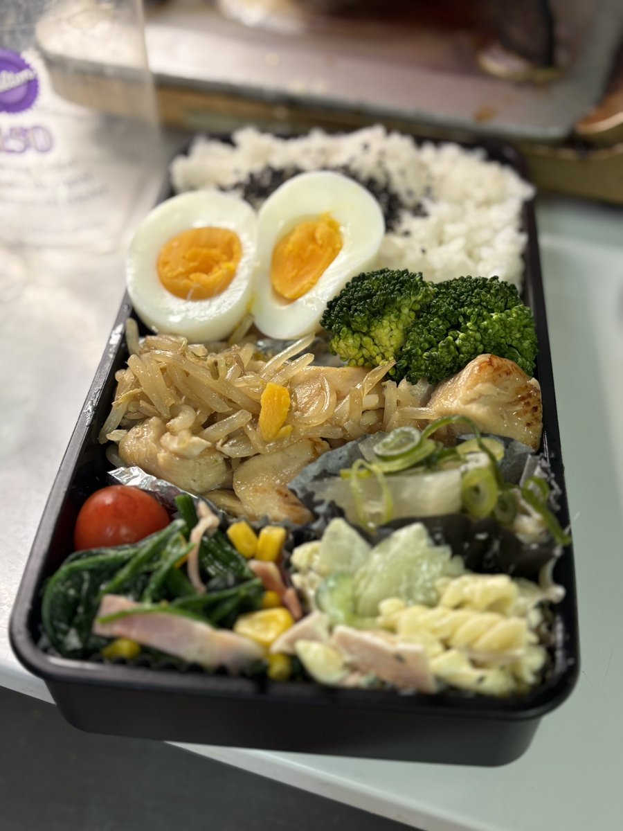 男子高校生はこーゆーのがいいんだってさ🍖🍖🍖昨日の夜ごはんとお弁当ෆ˚*