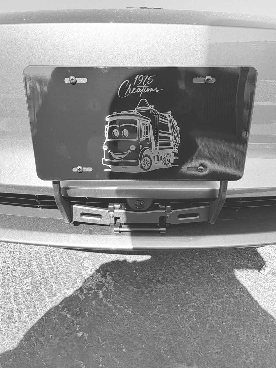 That1EvGuyJay tweet media