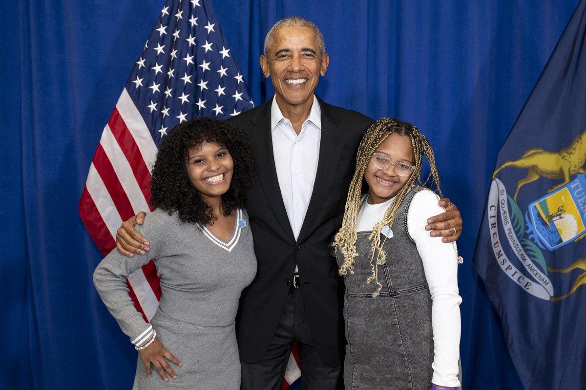 LittleMissFlint's tweet photo. Living black history 🥰 https://t.co/IeYVICdh75