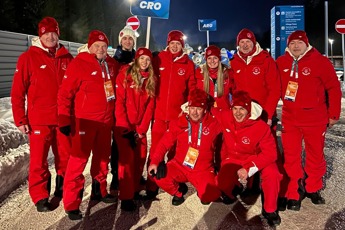 hrv_olimp_odbor's tweet photo. 🇭🇷 olimpijci na otvaranju! 😍

Hrvatski sportaši i sportašice sudjelovali su na svečanom otvaranju ZOI Milano-Cortina. 🫶

Želimo vam puno uspjeha, da uživate na natjecanjima i na najbolji mogući način promovirate olimpijske vrijednosti i Lijepu Našu. Navijat ćemo za vas! ❤️🤍 https://t.co/2QvUkItKlH