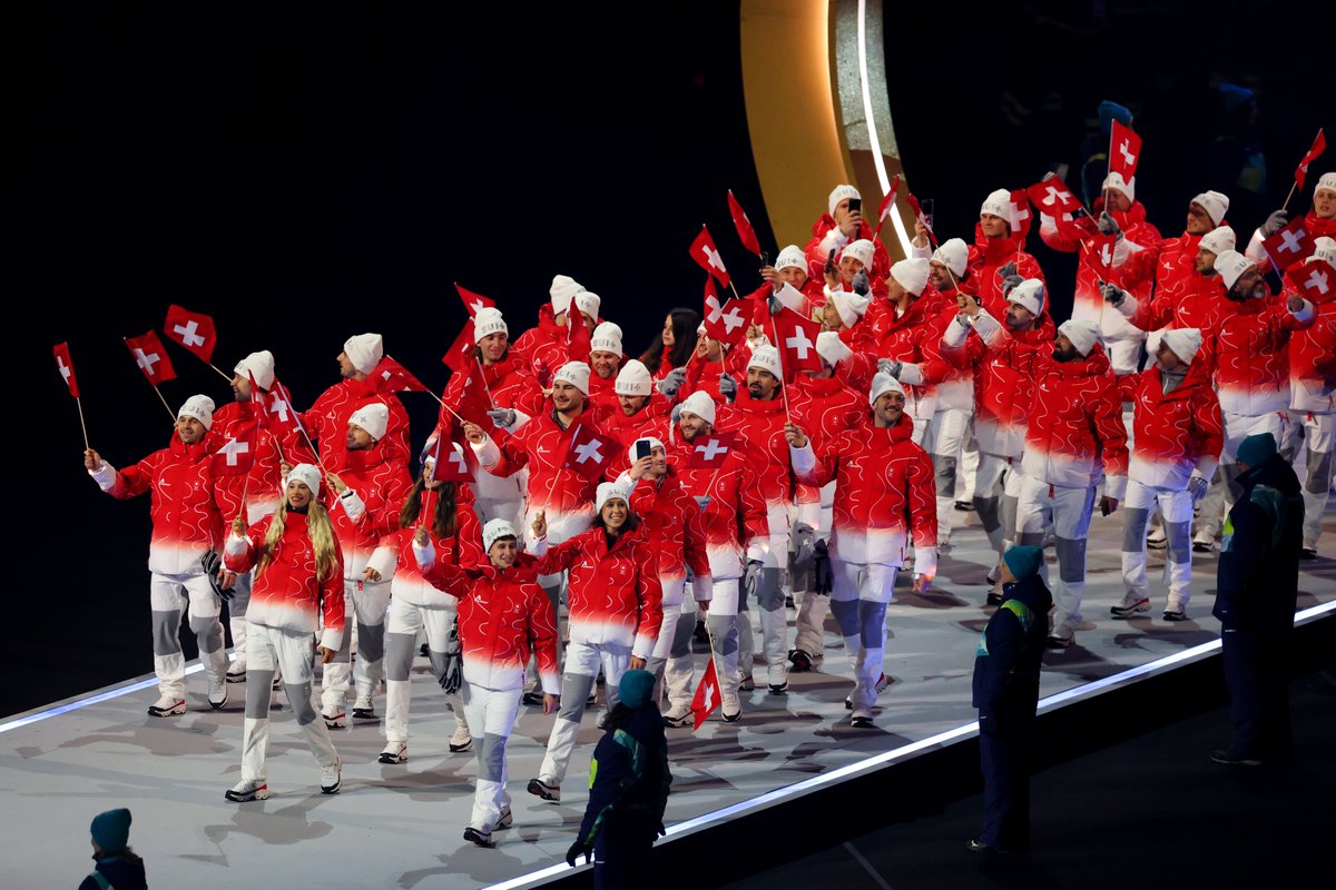 jeuxolympiques's tweet photo. Place à la Suisse, l'une des nations emblématiques des Jeux Olympiques d’hiver 🇨🇭

#JeuxOlympiques | #MilanoCortina2026 https://t.co/swWSqDAuqF