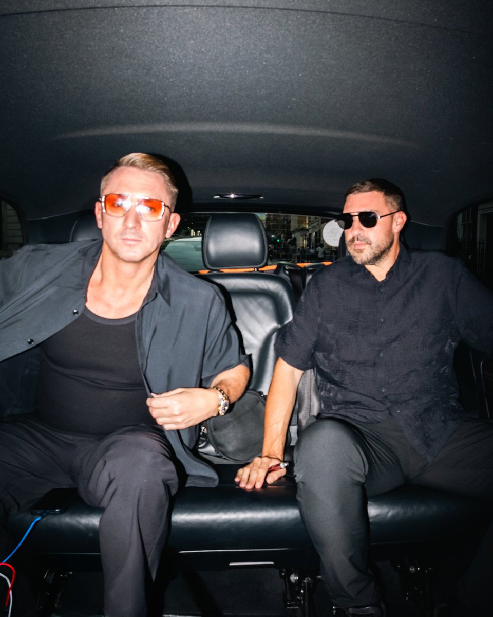 Interstellar tweet media