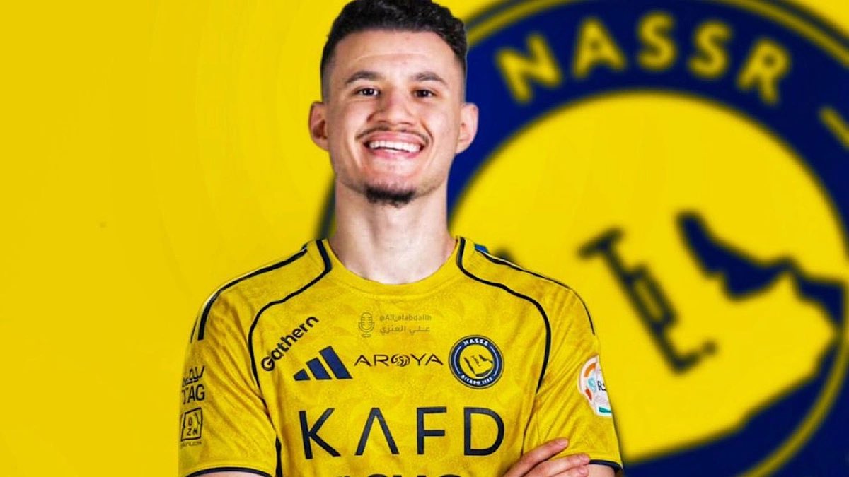 الاتحاد يتقدم باحتجاج رسمي على نظامية مشاركة لاعب النصر "عبدالله الحمدان".

(تقارير إعلامية)

-