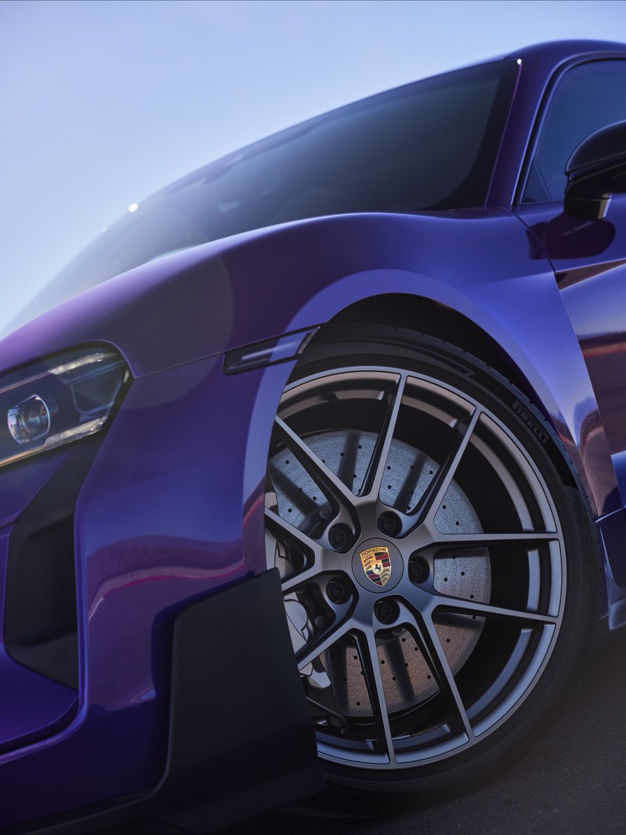 Fast Friday feels 💜 #TaycanTurboGT with #Weissach package in