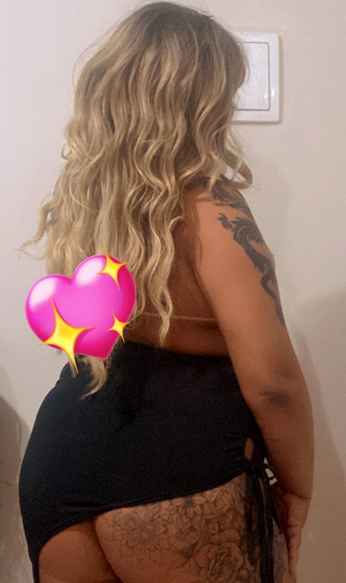 tiacamilaa's tweet photo. Boa noite! 
É impressão minha ou a @tiacamilaa é a tia carnal da @se47838245 ?
🤣🤣🤣🤣🤣🤣
Adoro 🥰 https://t.co/CpgM1AohPD