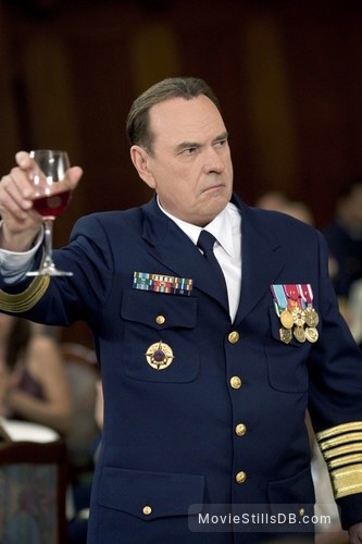 jones_est's tweet image. Remembering Rip Torn On His 95th Birthday. Rip Played Agent Zed From Men In Black, Sherman From Yours, Mine, And Ours, And Voiced Zeus From Hercules. #RipTorn @RealJamesWoods @joshkeaton @JerrySeinfeld @MarySteenburgen @AlfreWoodard @BenStiller @DrakeBell @DavidKoechner