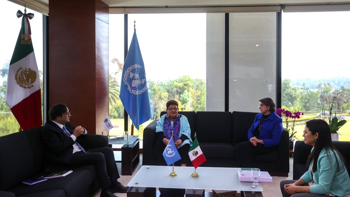 Este viernes, me reuní con <a href="/HumbertoHe57613/">Humberto Henderson</a>, representante en México del Alto Comisionado de las Naciones Unidas para los Derechos Humanos <a href="/ONUDHmexico/">ONU-DH México</a>, para refrendar nuestro compromiso con los derechos humanos y establecer mecanismos para trabajar conjuntamente. Me acompañaron