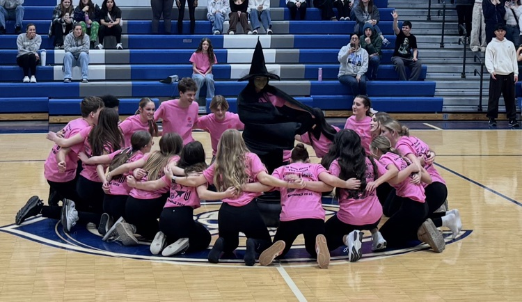 Amy Conway tweet media