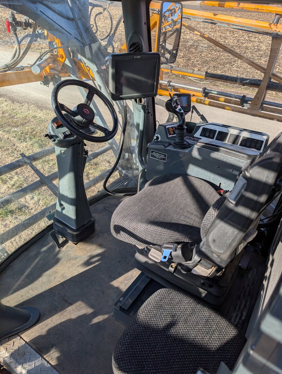 DanBigham's tweet photo. 2010 Hagie STS 12 Self-Propelled Sprayer, 2022 Hrs Showing, All Wheel Steer, Stainless Steel Boom Plumbing, Rear Boom package, behind tires nozzle package, Larsen LED Light upgrade,
Cummins Engine, Hydrostatic Transmission, Stainless Steel Tank, 1,200-Gallon Gal. Chemical Tank https://t.co/nKqWZQFL9u