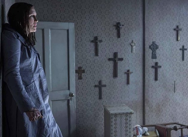 Today we're gonna post 4 horror movie cross ✝️ scenes. tag 5 others to do the same
<a href="/McMahonHon/">Honey McMahon</a> <a href="/feverdream1351/">fever 🦇</a> <a href="/Gigi131923/">Gigi🦇🖤🥀</a> <a href="/GraveyardKing44/">🫀Reilly Ross🫀</a> <a href="/HauntedEchoes13/">Danielle Rose</a>