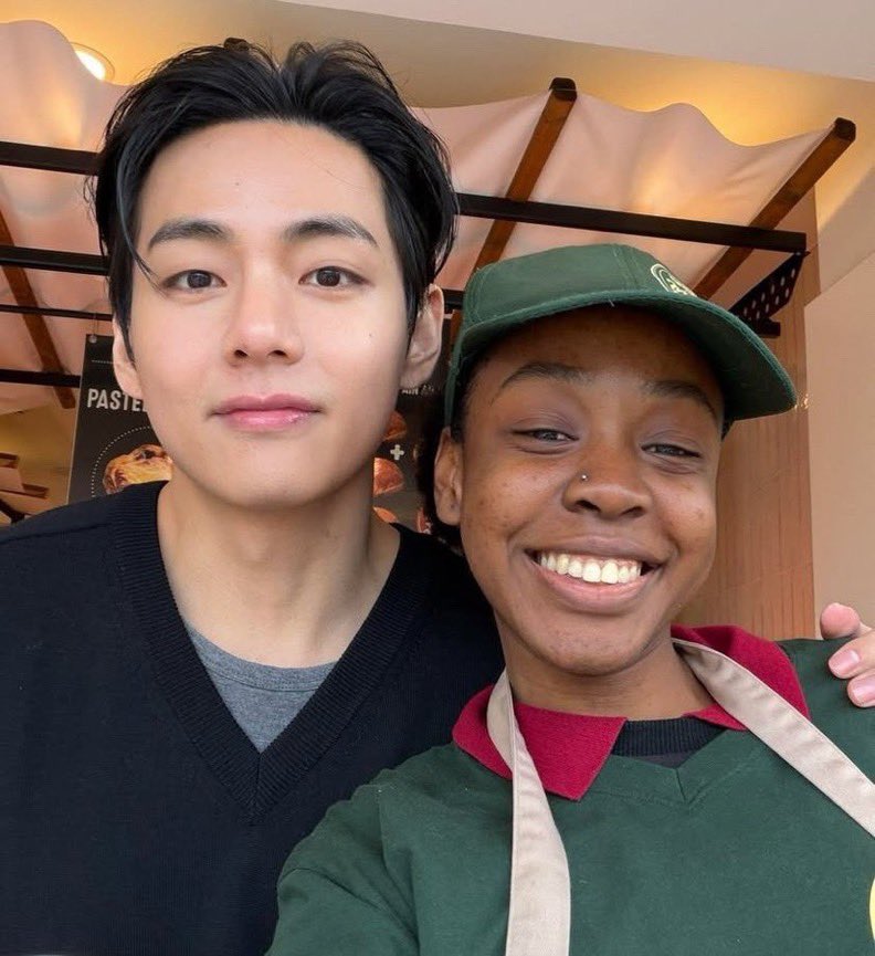 So on her TikTok, she said that Taehyung came to her pastry shop with his manager. She recognized him instantly, but stayed quiet, and the manager ordered two pastéis de nata and two Coke Zeros. Taehyung filmed the tarts, so they’ll probably show up on his Instagram.