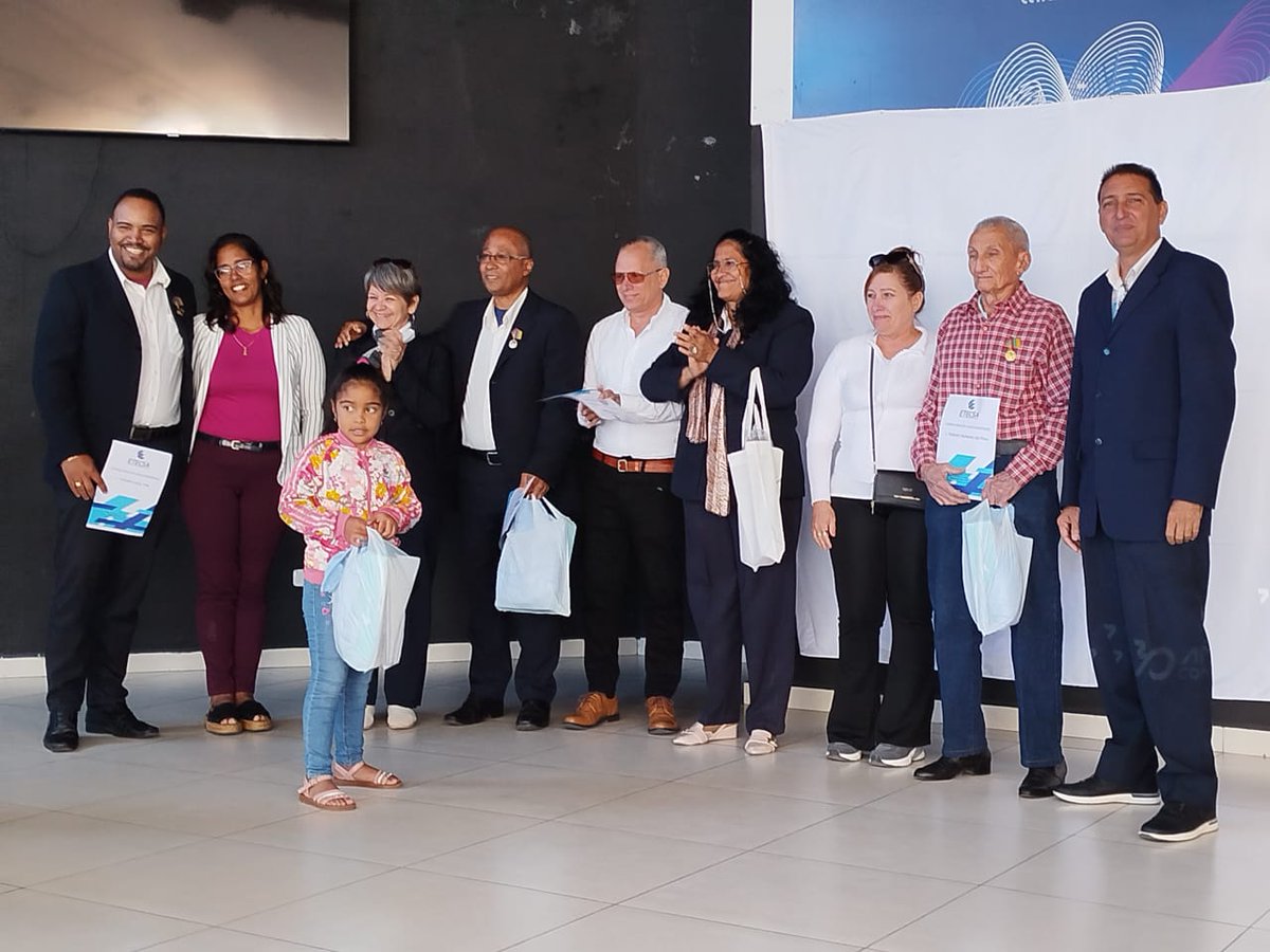 Balance Anual 2025 de <a href="/EtecsaCfgos/">Comunicador ETECSA Cienfuegos</a> en El Cubanísimo de Artex. La  jornada estuvo llena de reconocimientos,  intercambio de ideas y  propuestas para seguir adelantando en nuestra misión de fortalecer las  telecomunicaciones en la región , siempre con el legado de nuestros líderes.