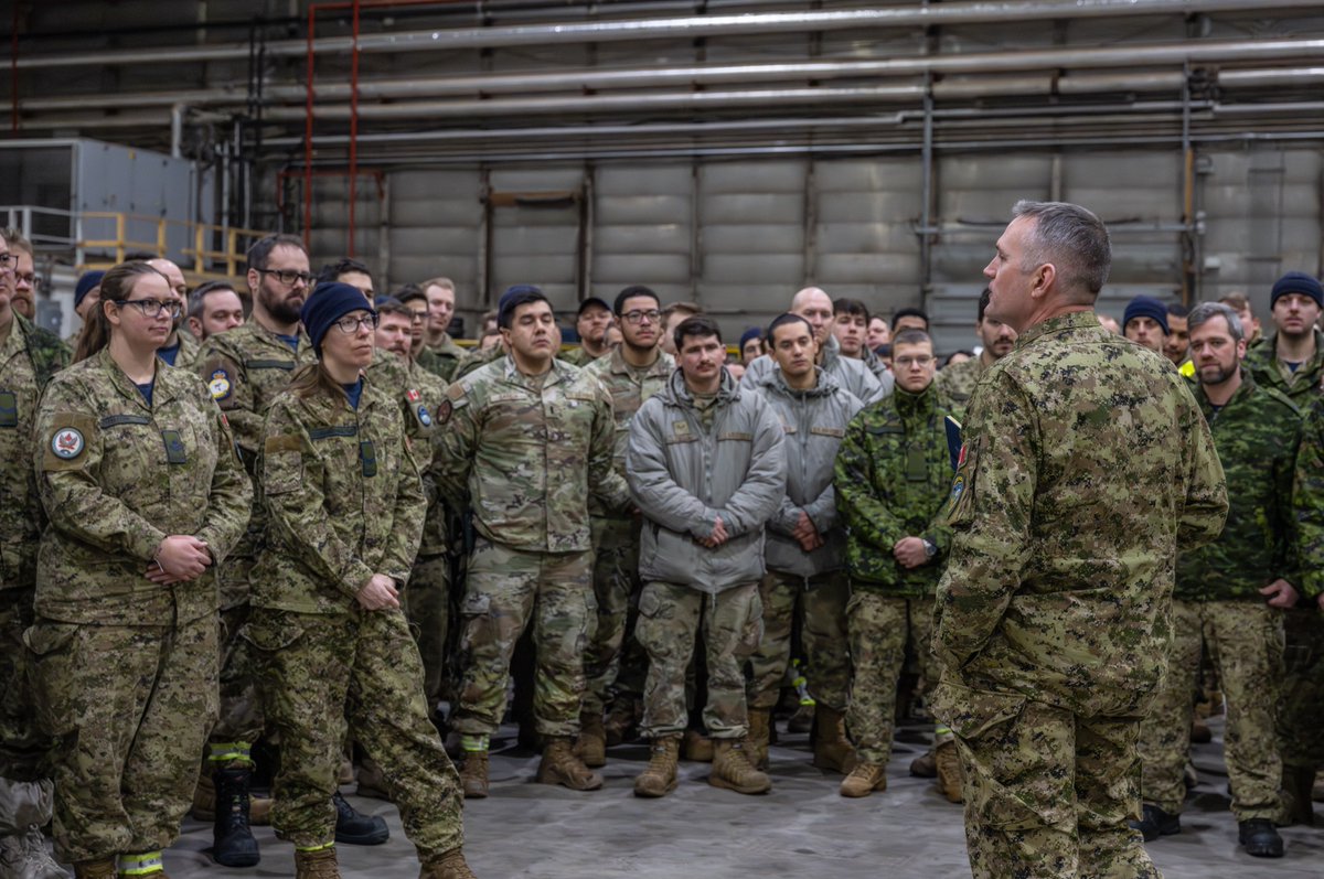 Royal Canadian Air Force tweet media