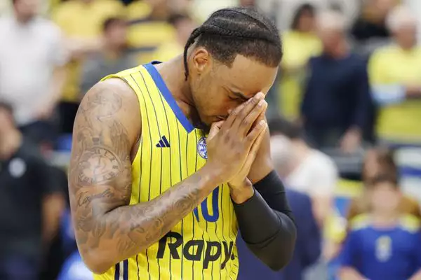 ציוץ כבוד והערכה, כי בכדורסל צריך לנצח עם הלב