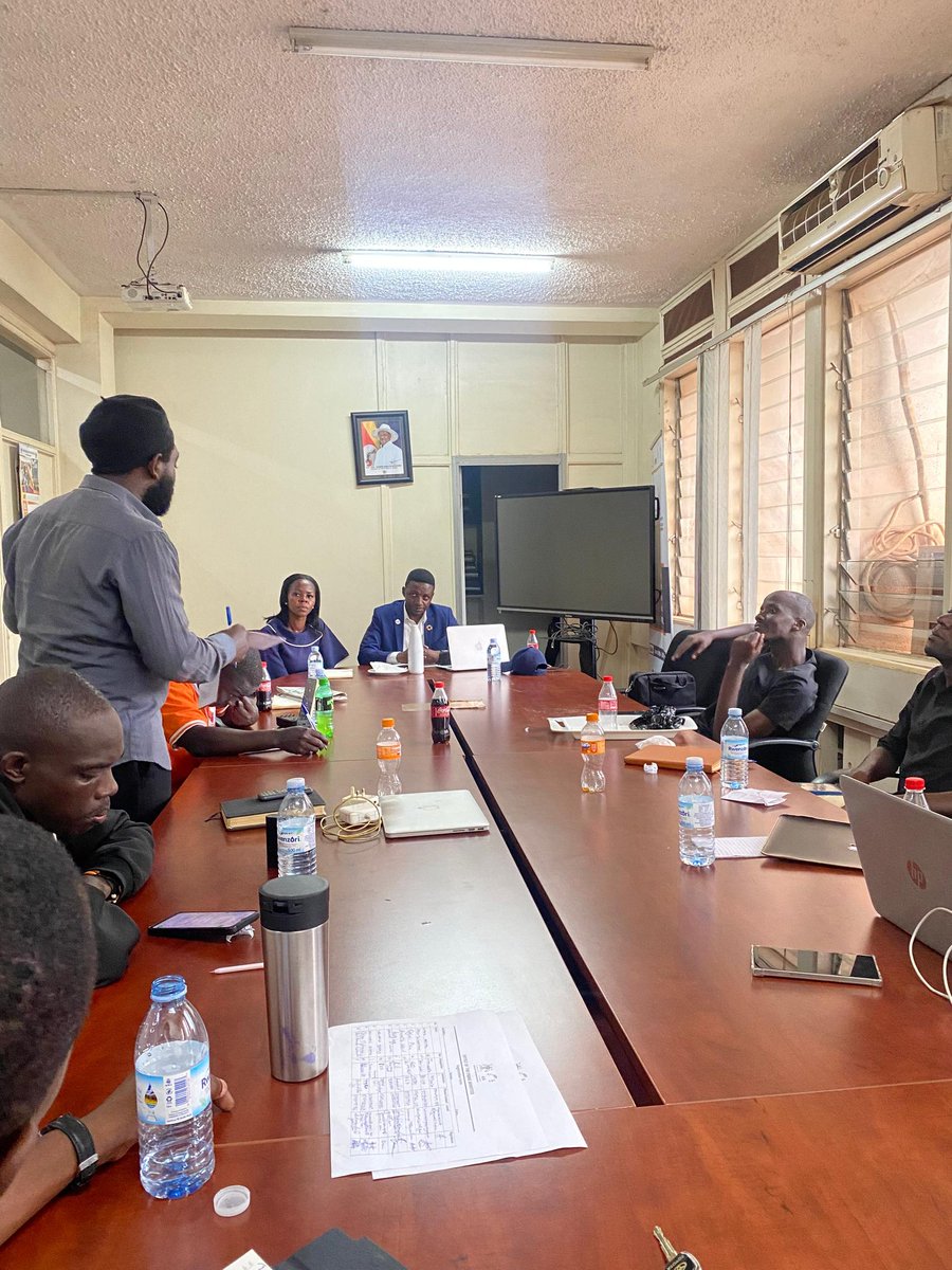Youth4SDGsUga's tweet photo. As we kick off the year, the we held a Members’ General Meeting to set direction and momentum.

The discussion was long but fruitful—marked by unity, open dialogue, and strong member commitment. The energy shown signals a promising year ahead.

#Youth #YouthLeadership #SDGs https://t.co/y8afmgiesR